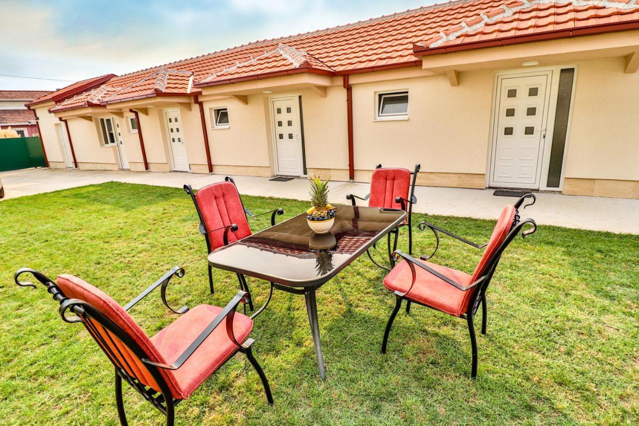 Apartment Simo Airport Podgorica