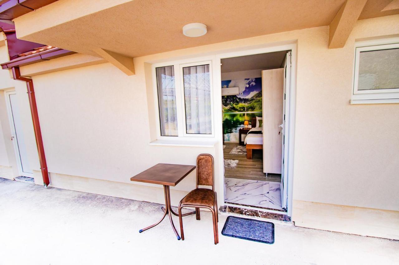 Apartment Simo Airport Podgorica