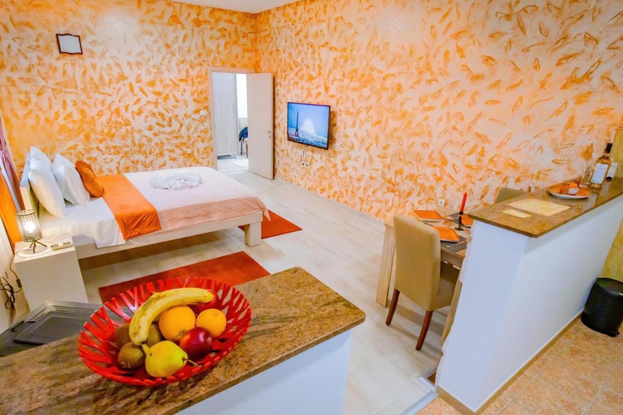Simo Airport Apartment Podgorica