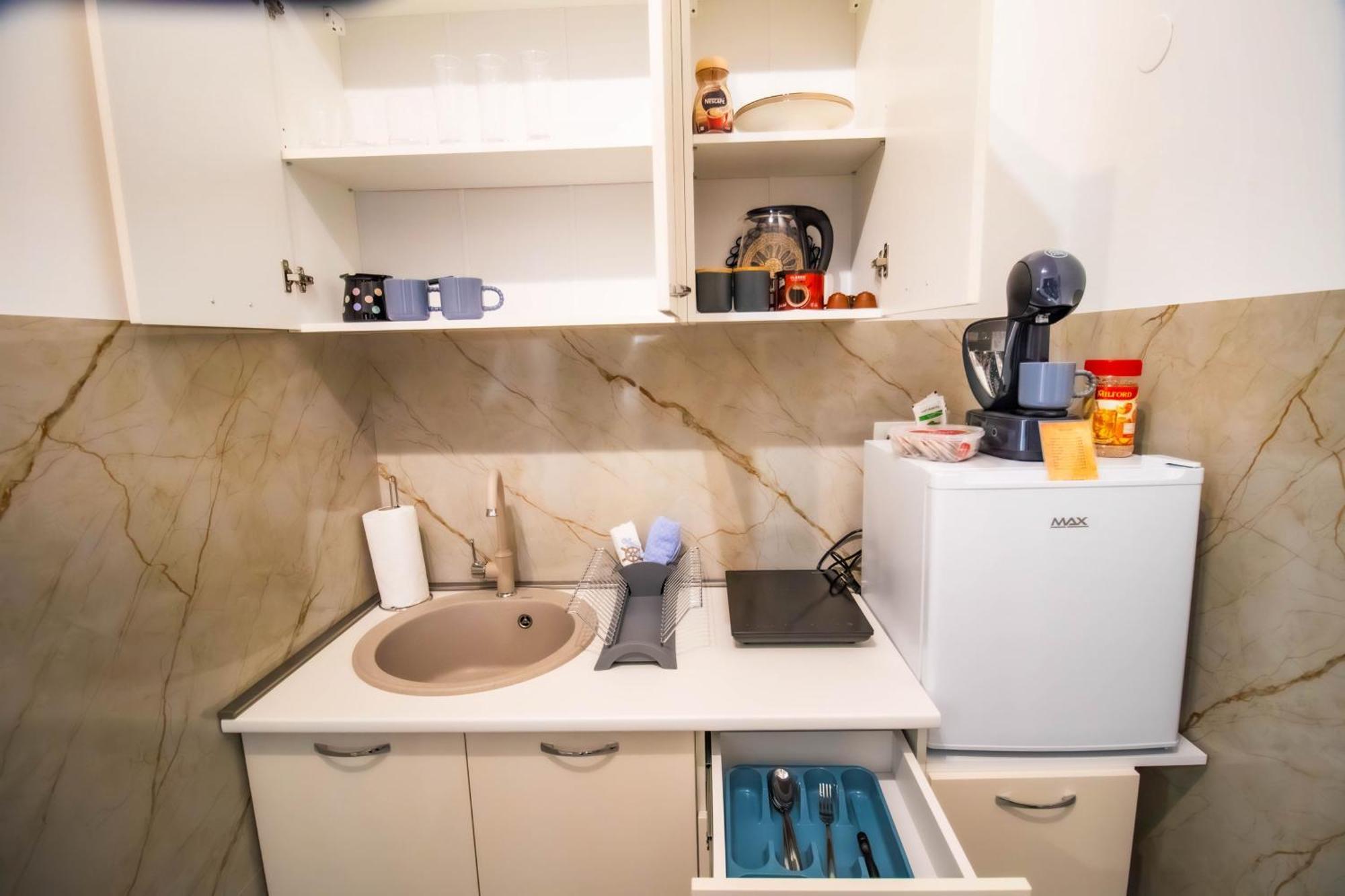 Simo Airport Apartment